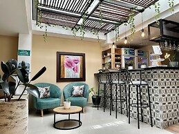 Laureles Guest House - LGH Hotel