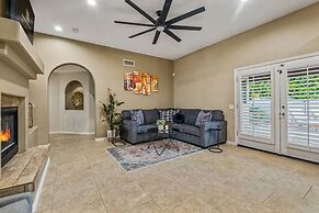 Luxury Lookout Canyon 5 Bdrm Stunner W/htd Pool!