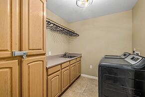 Luxury Lookout Canyon 5 Bdrm Stunner W/htd Pool!