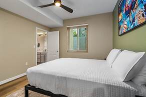 Luxury Lookout Canyon 5 Bdrm Stunner W/htd Pool!