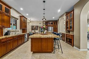 Luxury Lookout Canyon 5 Bdrm Stunner W/htd Pool!