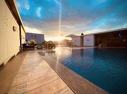 The Cubes Apartments