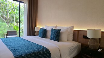 Deep Roots Dive & Yoga Resort