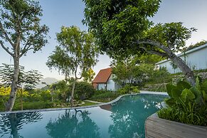 Deep Roots Dive & Yoga Resort