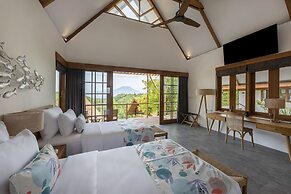 Deep Roots Dive & Yoga Resort