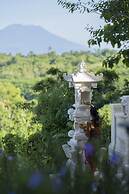 Deep Roots Dive & Yoga Resort