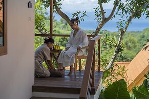 Deep Roots Dive & Yoga Resort