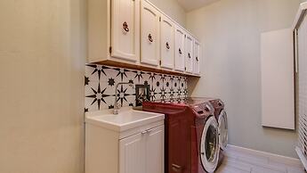 Spectacular Fountain Hills 5 Bdrm W/pool and Views