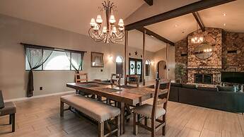 Spectacular Fountain Hills 5 Bdrm W/pool and Views