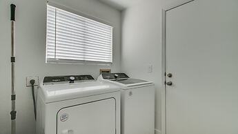 Upgraded 4-bdrm Beautiful Home W/pool!
