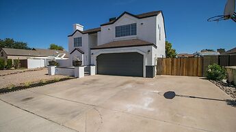 Upgraded 4-bdrm Beautiful Home W/pool!