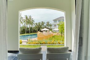 Moodhoian Riverside Resort & Spa