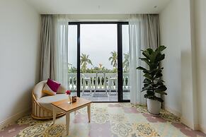 Moodhoian Riverside Resort & Spa