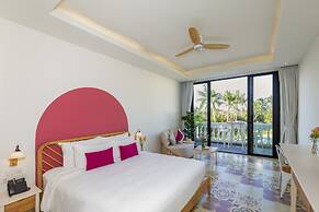 Moodhoian Riverside Resort & Spa