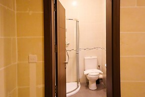3 Bedroom Apartment With Private Pool and hot tub