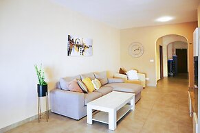 3 Bedroom Apartment With Private Pool and hot tub