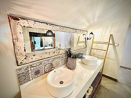 Sakae Paradise Resort