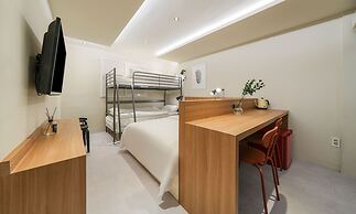 Hotel Less Seoul