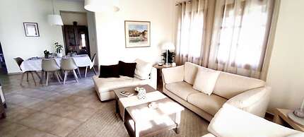 Gorgeous 3 bedrooms Apartment in Pilio
