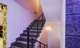 Treebo Three Street Inn