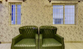 Treebo Three Street Inn