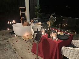 Epic Suites Bohol - Adults Only