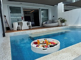 Epic Suites Bohol - Adults Only