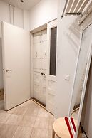 2ndhomes Center Home w Sauna & Balcony