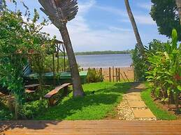 Casa de Temporada 4 Coqueiros, 16 Hóspedes, Piscina, 4 Suítes e Churra