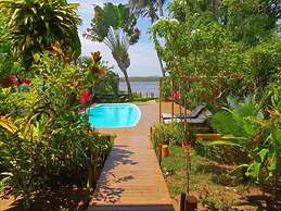 Casa de Temporada 4 Coqueiros, 16 Hóspedes, Piscina, 4 Suítes e Churra