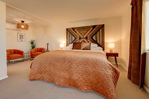 Desert Flower Boutique Hotel