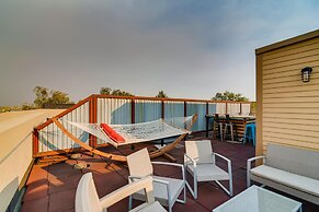 Old Town Loft Oasis With Amazing Rooftop Deck!
