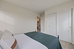 Modern & Stunning Home Near Breweries and Old Town!