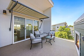 938 Jerome St Unit 1