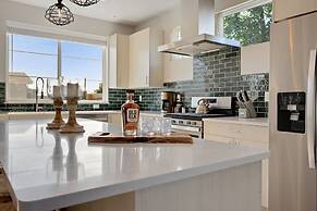 938 Jerome St Unit 1