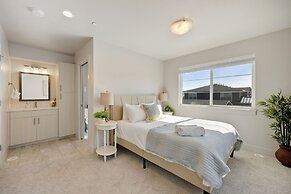 938 Jerome St Unit 1