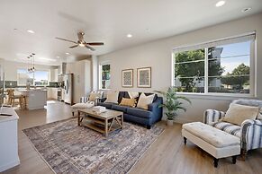 938 Jerome St Unit 1