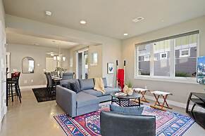 Quiet Urban Community – Designer Home W/ Hot Tub!