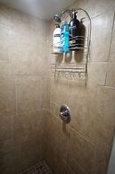 Charming Bungalow Next to UNC - Free Cruiser Bikes!