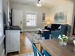 Stunning Bungalow Next to Unc - Free Cruiser Bikes!