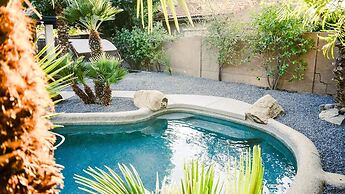 4-bdrm Vacation Dream Home W/backyard Paradise!