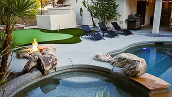 4-bdrm Vacation Dream Home W/backyard Paradise!