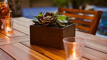 4-bdrm Vacation Dream Home W/backyard Paradise!