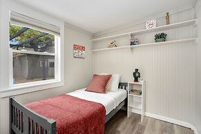 Charming Old Town Bungalow W/ Free Cruiser Bikes