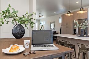 938 Jerome St Unit 3