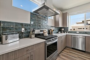 938 Jerome St Unit 3