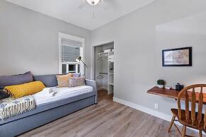 Cozy Chic Home in Downtown Loveland!