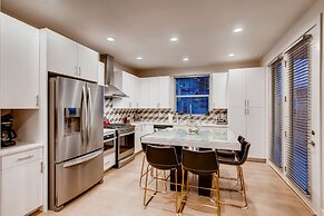 Old Town Swank - Brand New to Brewery District!