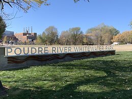 Modern Townhome Steps From the Brewery District!