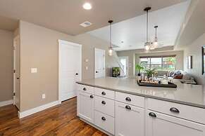 Amazing Urban Townhome Near Breweries & River!